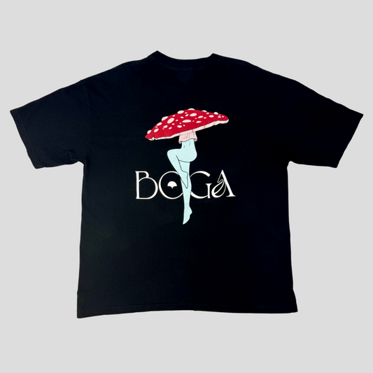 T-Shirt – Red Cap