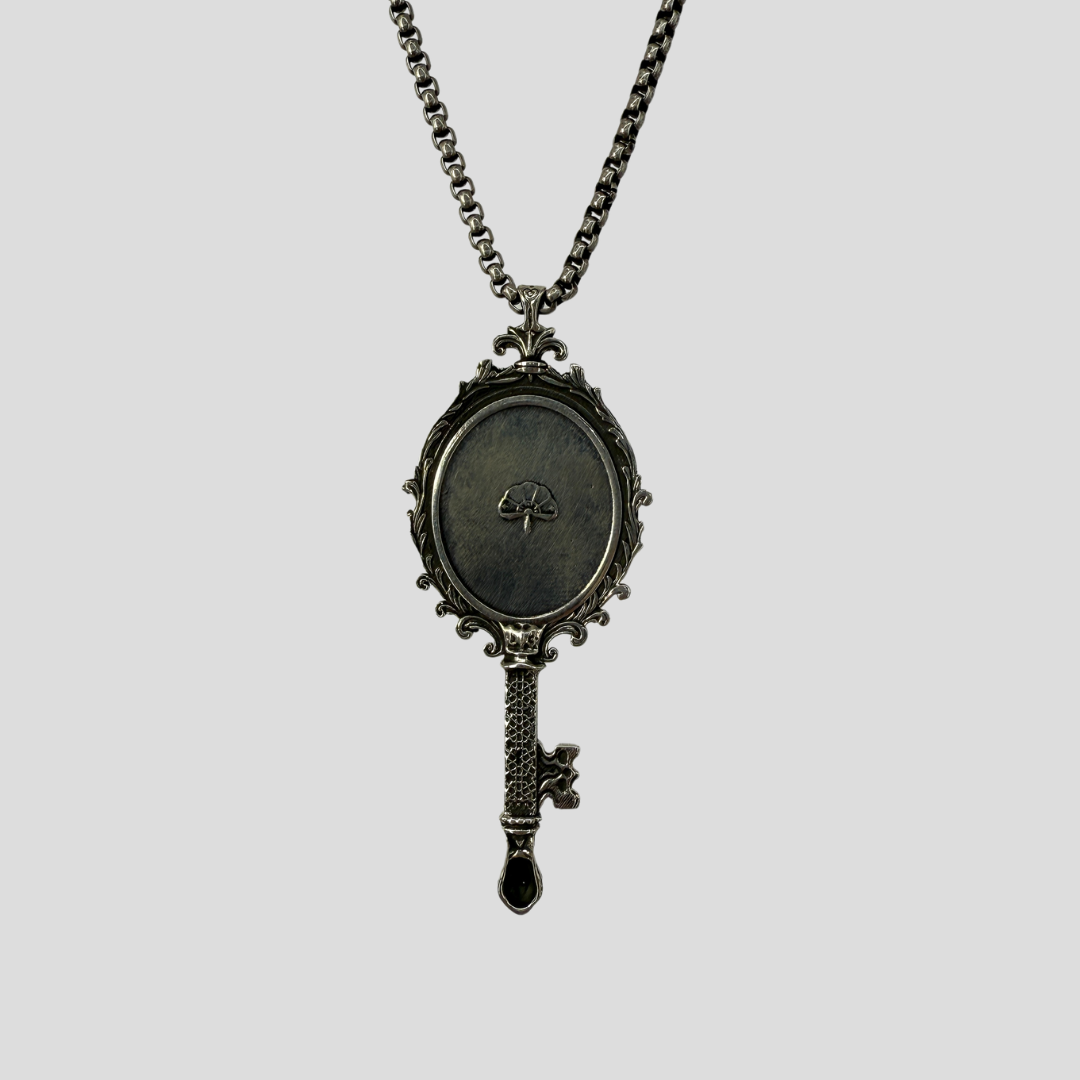 BOGA Key Necklace (Silver)
